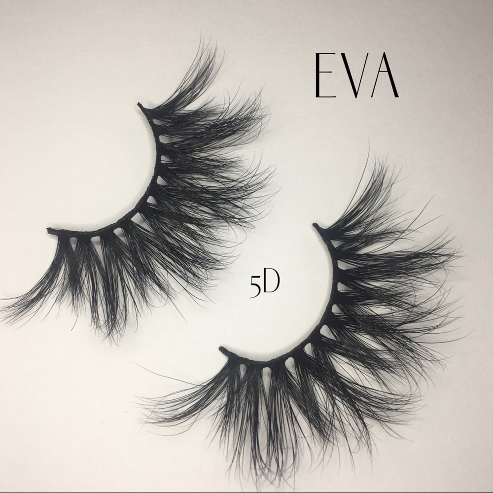 Bomb Lashes